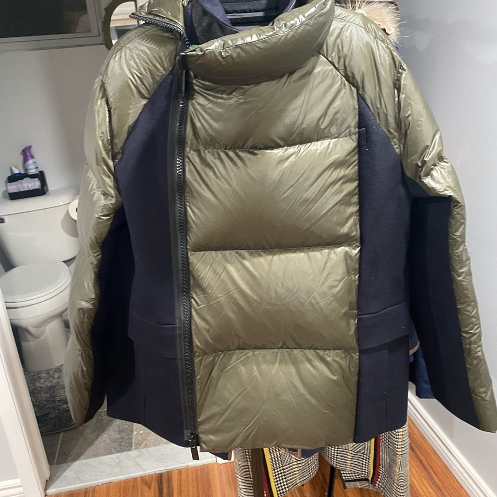 Sacai Olive and Black Puffer Jacket sz 4 UNISEX - Picture 3 of 13
